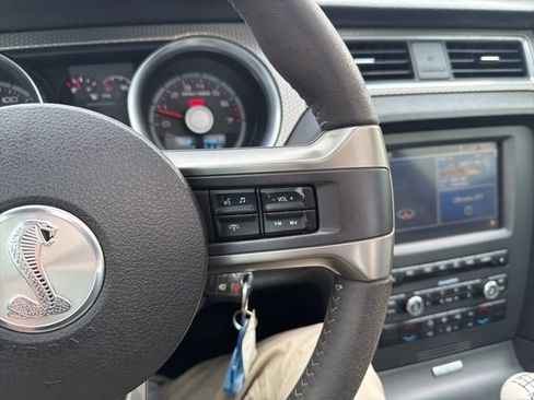 Used 2011 Ford Mustang Shelby GT500 w/ SVT Performance Pkg image 37