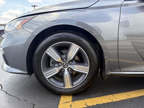 Used 2021 Nissan Altima 2.5 S AWD/4WD image 26