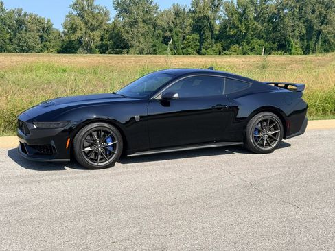 Used 2024 Ford Mustang Dark Horse RWD image 14