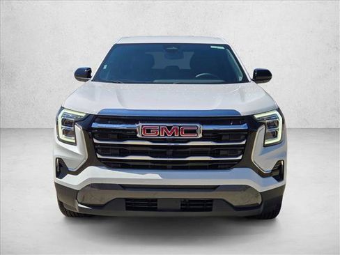 Used 2026 GMC Terrain Elevation FWD image 2