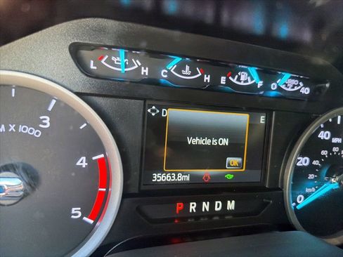 Used 2022 Ford F250 XLT w/ Black Appearance Package image 13