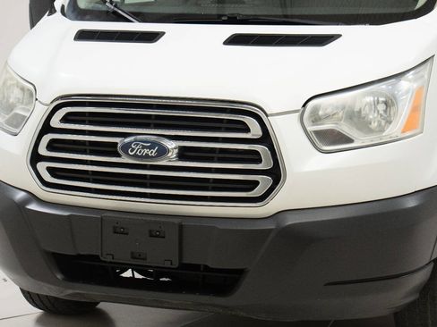 Used 2015 Ford Transit 350 XLT image 9