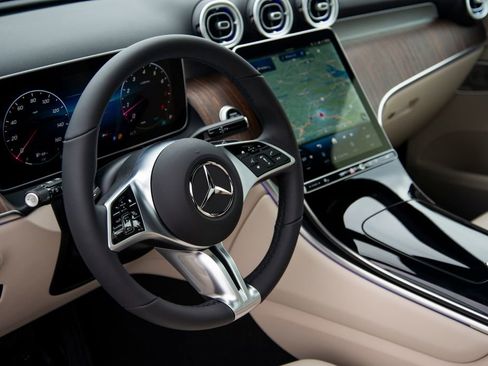 New 2026 Mercedes-Benz GLC 300 4MATIC image 15