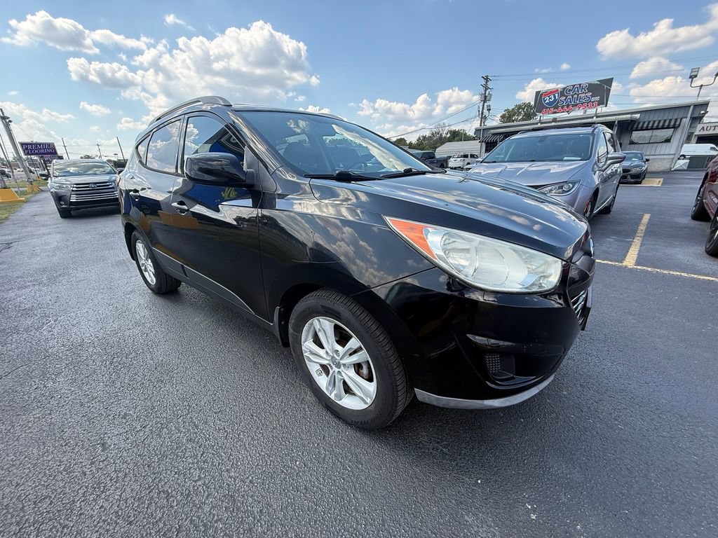 Used 2010 Hyundai Tucson GLS w/ Popular Equipment Pkg 2 FWD image 1