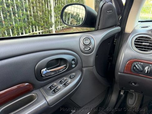 Used 1999 Chrysler 300M FWD image 57