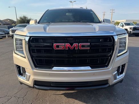 Used 2022 GMC Yukon SLE AWD/4WD image 8