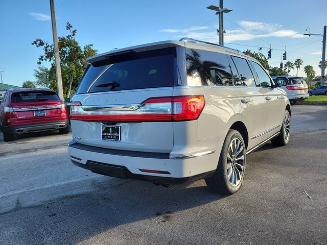 Certified 2021 Lincoln Navigator Reserve w/ Luxury Package AWD/4WD image 6