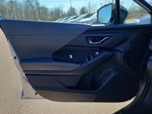 New 2026 Subaru Crosstrek 2.5i Limited image 9