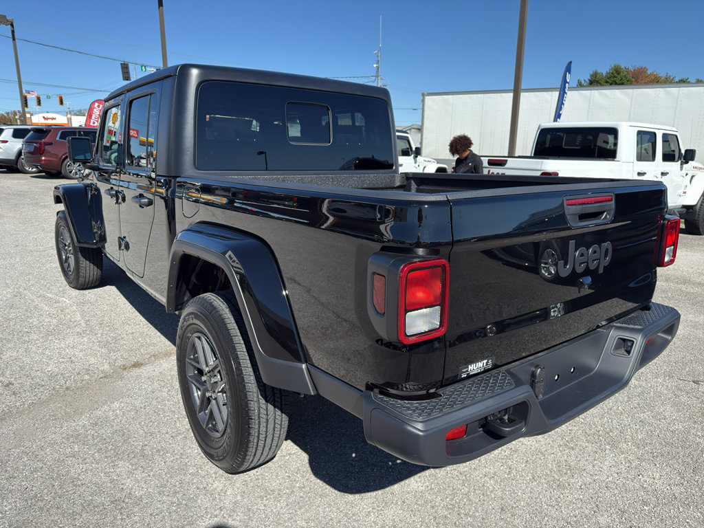 New 2025 Jeep Gladiator Sport AWD/4WD image 7