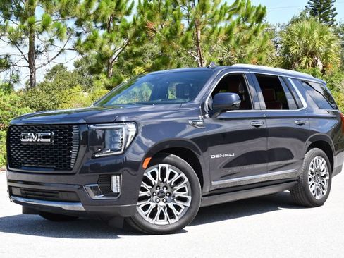 Used 2023 GMC Yukon Denali Ultimate AWD/4WD image 24