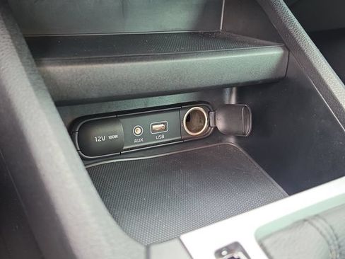 Used 2019 Kia Forte LXS FWD image 25