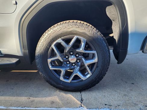 New 2026 GMC Sierra 1500 SLT w/ SLT Premium Plus Package image 53