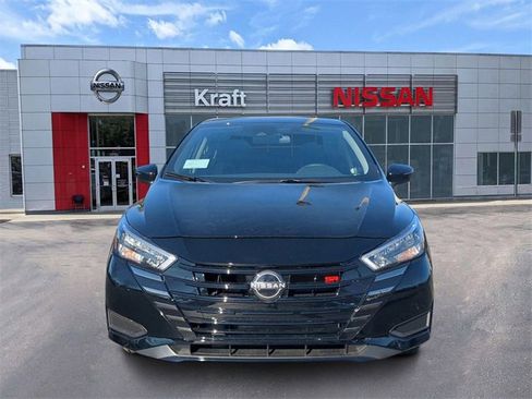 New 2025 Nissan Versa SR w/ Trunk Package image 8