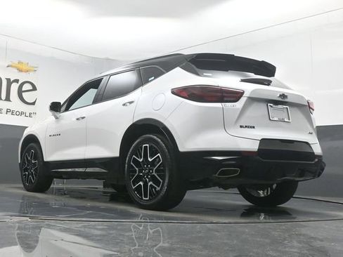 Used 2023 Chevrolet Blazer RS w/ Driver Confidence II Package image 5