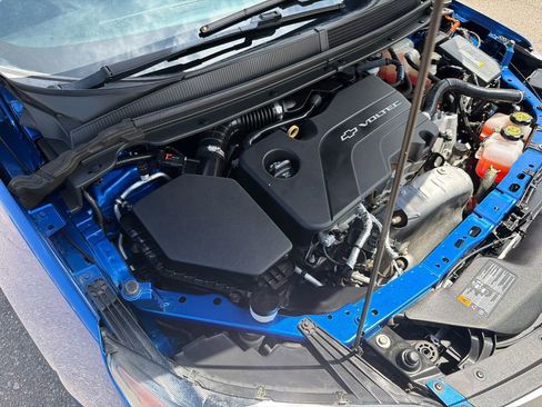 Used 2016 Chevrolet Volt LT w/ Comfort Package FWD image 22