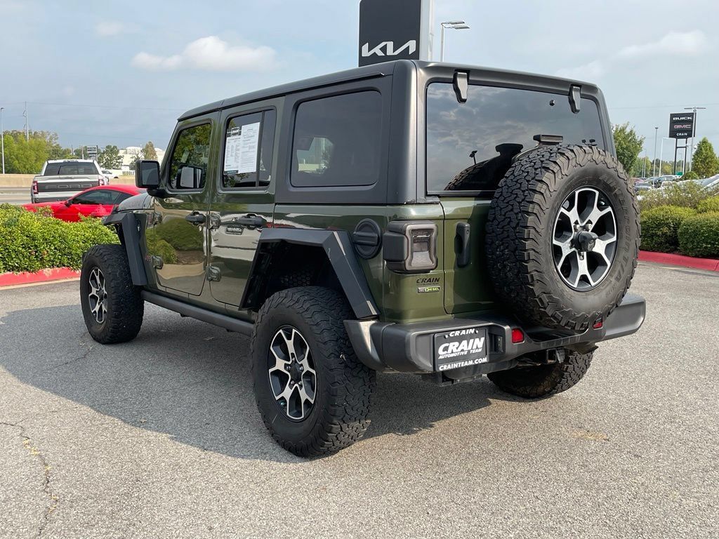 Used 2022 Jeep Wrangler Unlimited Rubicon w/ Cold Weather Group AWD/4WD image 5