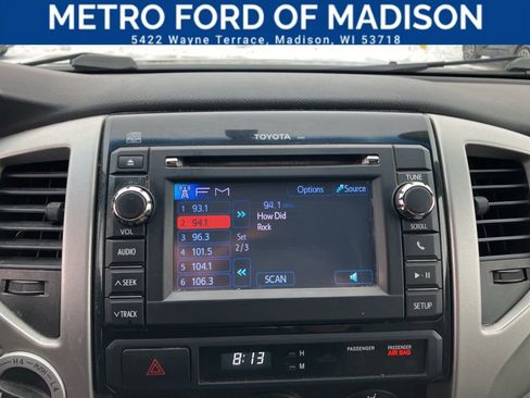 Used 2013 Toyota Tacoma Base image 23