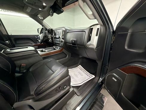 Used 2018 GMC Sierra 1500 SLT AWD/4WD image 26