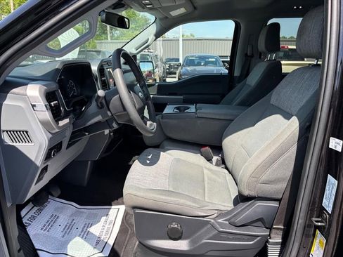 Used 2023 Ford F150 XLT w/ Trailer Tow Package image 11