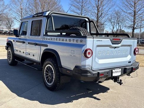 Used 2025 INEOS Grenadier Fieldmaster Edition image 10