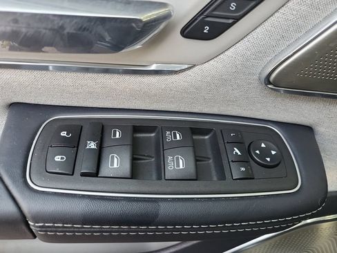 Used 2023 RAM 1500 Limited AWD/4WD image 15