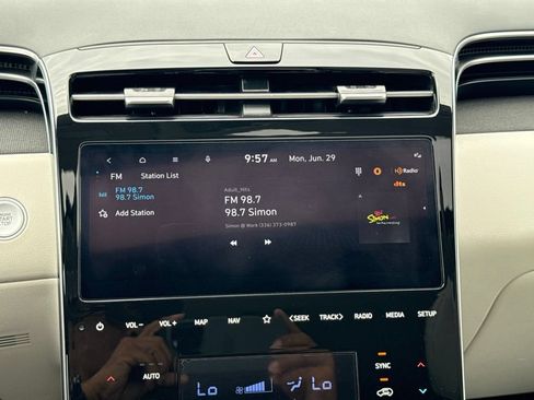 Used 2024 Hyundai Tucson SEL w/ Convenience Package FWD image 14