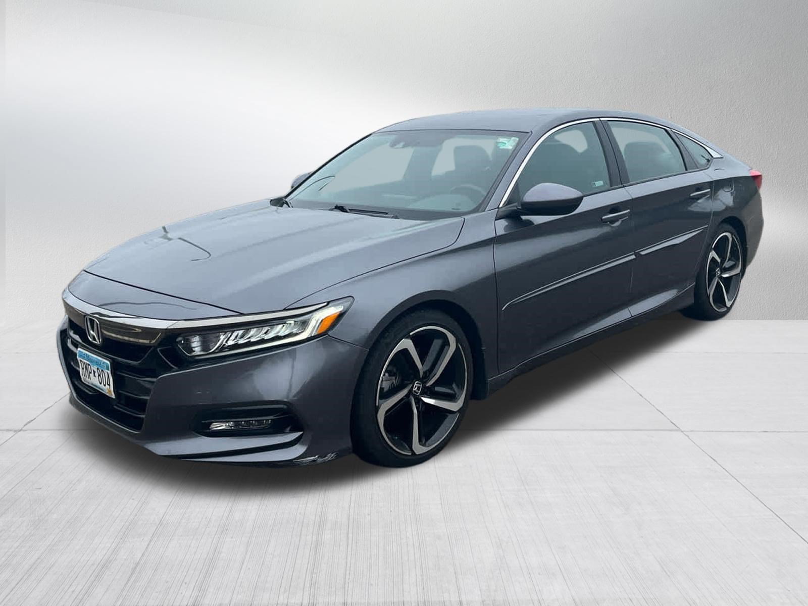 Used 2018 Honda Accord Sport image 3