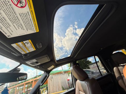 Used 2015 Ford Expedition King Ranch RWD image 9
