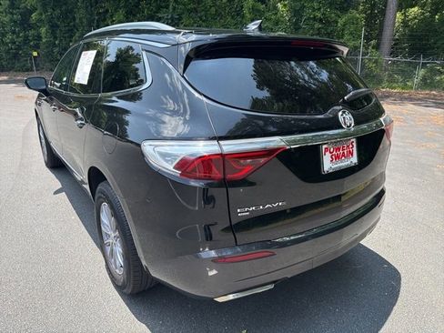 Certified 2024 Buick Enclave Premium image 3