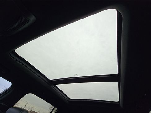 Used 2021 Cadillac XT6 Premium Luxury image 29