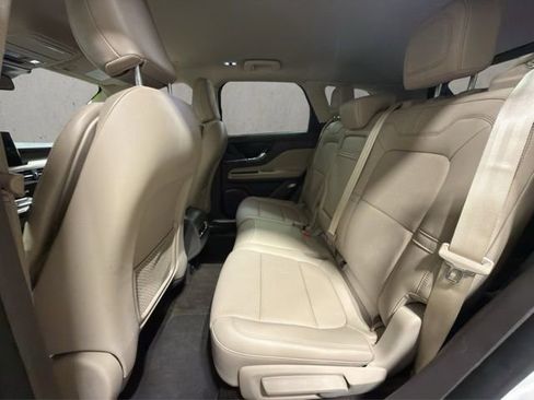 Used 2023 Lincoln Corsair Reserve image 21