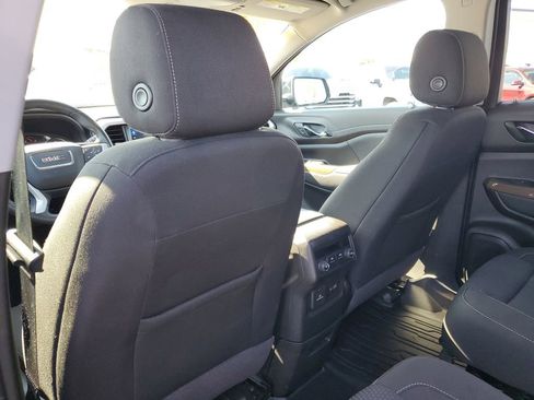 Used 2023 GMC Acadia SLE w/ Driver Convenience Package image 28