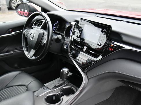 Used 2023 Toyota Camry SE image 42