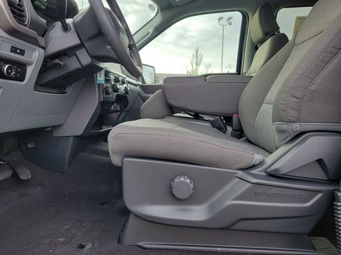 New 2025 Ford F150 XLT image 17