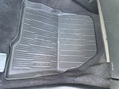 Used 2023 Ford Edge SEL w/ Convenience Package image 38