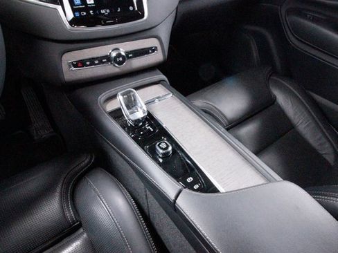 Certified 2023 Volvo XC90 B6 Ultimate image 18