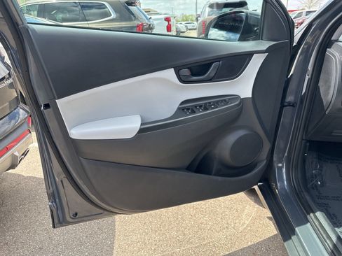 Used 2023 Hyundai Kona SEL w/ Cargo Package AWD/4WD image 16