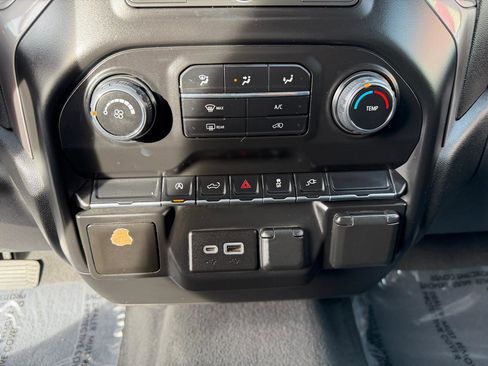 Used 2021 Chevrolet Silverado 1500 Custom image 21