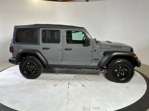 Certified 2022 Jeep Wrangler Unlimited Sport AWD/4WD image 10