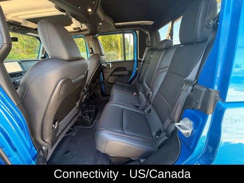 Certified 2025 Jeep Gladiator Rubicon AWD/4WD image 27