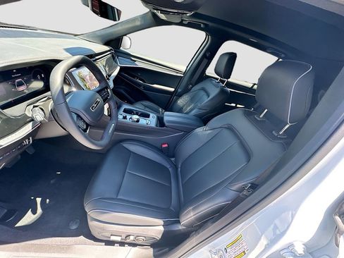 New 2025 Jeep Wagoneer S Limited image 24