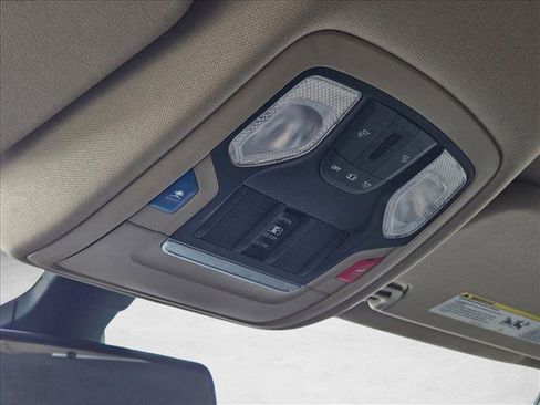Used 2019 RAM 1500 Big Horn AWD/4WD image 12