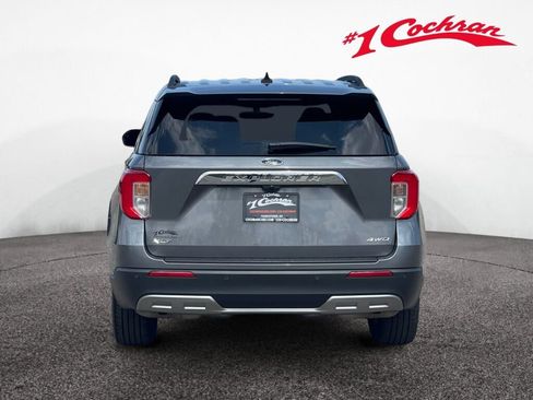 Used 2024 Ford Explorer XLT w/ Equipment Group 202A AWD/4WD image 27