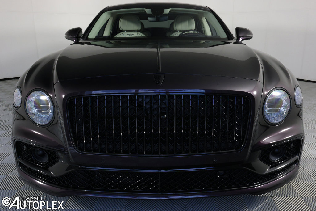 Used 2021 Bentley Flying Spur V8 AWD/4WD image 2