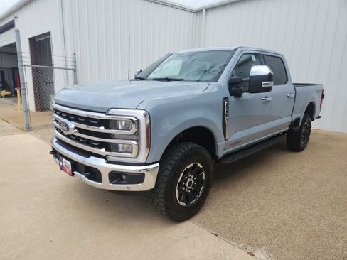 New 2026 Ford F250 King Ranch w/ Tremor Off-Road Package AWD/4WD image 4