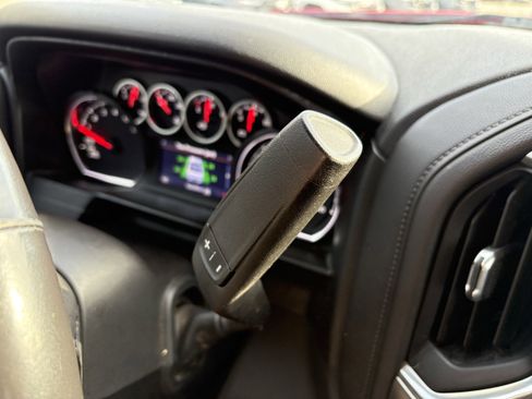 Used 2021 Chevrolet Silverado 1500 LT Trail Boss w/ Convenience Package II image 18