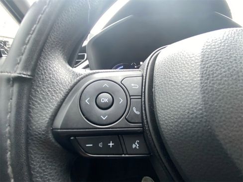 Used 2024 Toyota RAV4 XLE w/ Convenience Package image 18