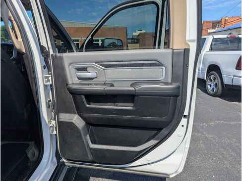 Used 2020 RAM 2500 Big Horn AWD/4WD image 17