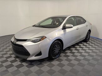 Used 2018 Toyota Corolla LE video 2