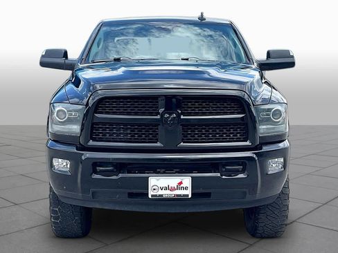 Used 2014 RAM 2500 Laramie w/ Black Appearance Group AWD/4WD image 3